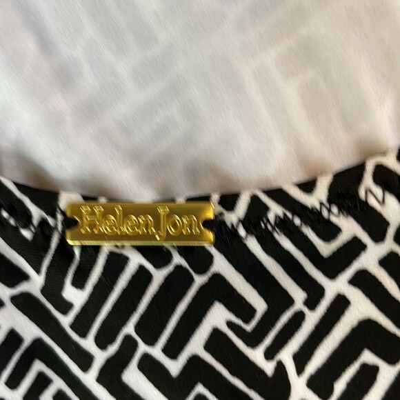 HELEN JON BLACK KEY TIE BACK ONE PIECE Size Large - Picture 5 of 8